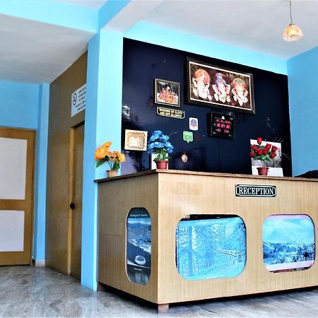 Hotel Ocean Inn Manāli Екстериор снимка